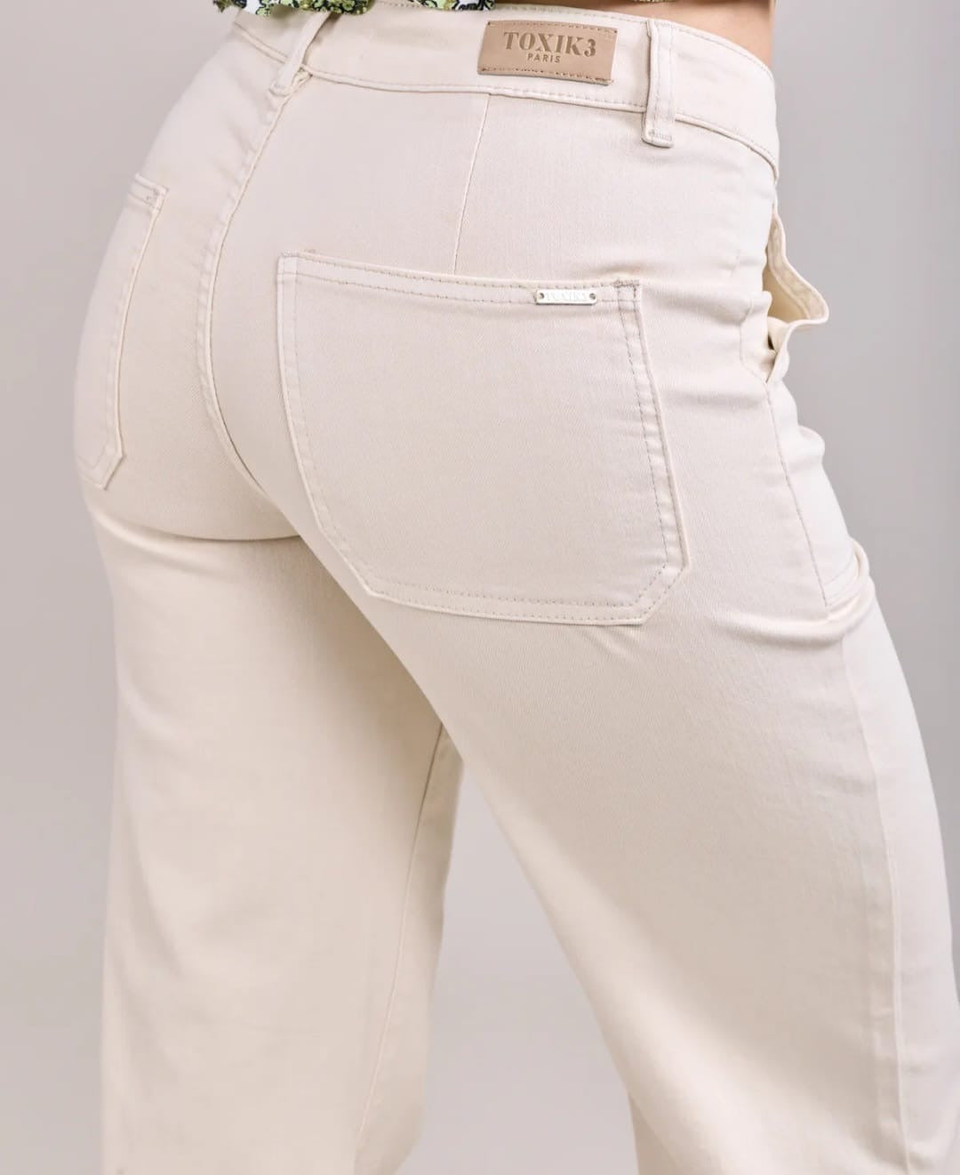 CREAM JEANS